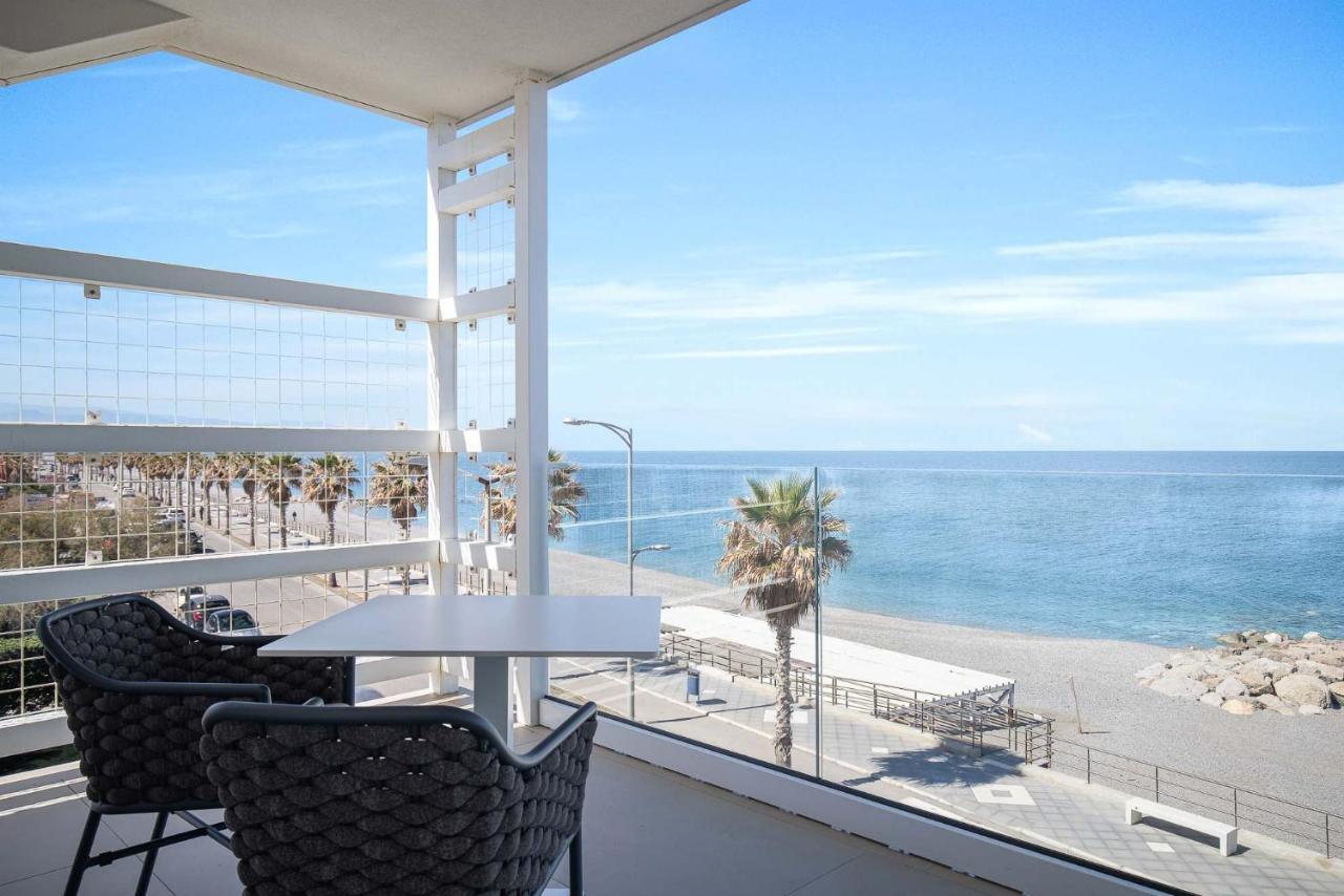 Costa d'Orlando Seaside Hotel Capo dʼOrlando Exterior foto
